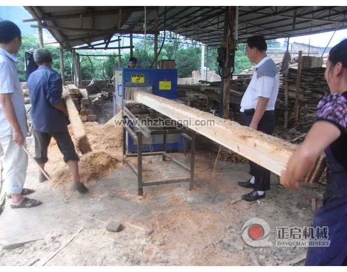 四川雅安方木加工現(xiàn)場(chǎng)4米長(zhǎng)0